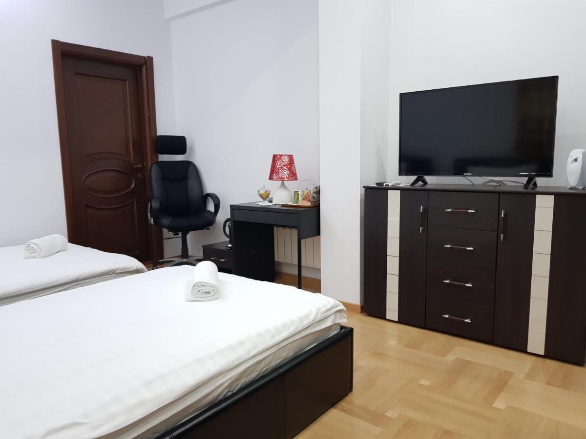 Apartament Langa Monza Apartment บูคาเรสต์ ภายนอก รูปภาพ
